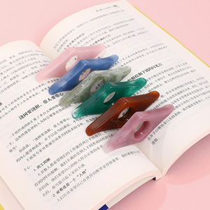 Segnalibri 3D in Acrilico di Tendenza, Vendita all'Ingrosso, Colorati Segnalibri Romboidali per Lettura Assistita, Segnalibri in Plastica Personalizzati - Product Image 1