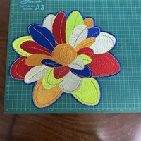 Appliques brodées en strass à thermocoller pour vêtements DIY