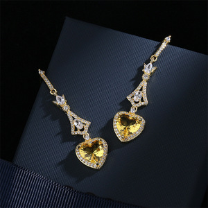 Orecchini Pendenti Lunghi Geometrici a Cuore Dolci e Alla Moda per Donne, Accessori per Orecchie da Indossare Ogni Giorno - Product Image 4