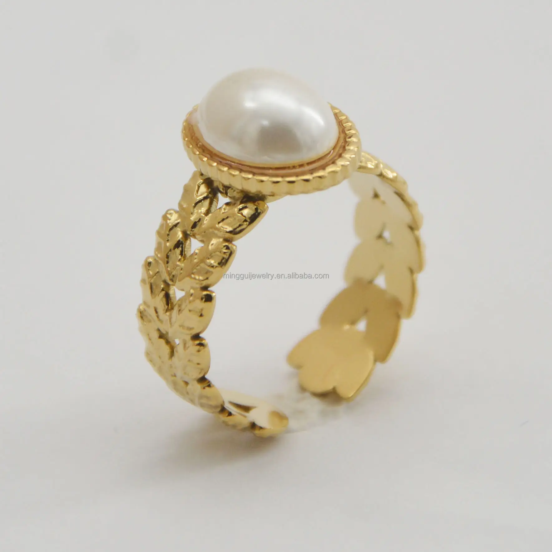 Latest High Quality 14K Gold Plated Stainless Steel JewelryThe ellipse pearl opening Ring