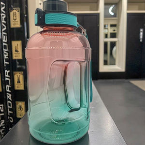 Joy Fashion, botella de agua de gimnasio con degradado de gran capacidad, Unisex, PC, vasos, caliente, térmica, creativa, diseño de rampa para exteriores - Product Image 4