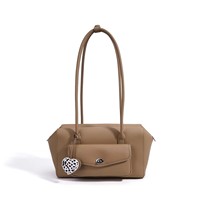 Nouveau Sac à Bandoulière 2026 en Gros, Sac à Main de Luxe Tendance, Sac de Mode Urbain Simple en Cuir, Sac Rétro Décontracté Personnalisé, Faible MOQ