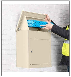 New design disassemble parcel box to save measurement