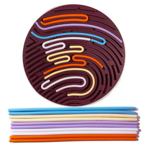 Alivio del estrés de doble cara de tacto suave Adecuado para todas las edades Otros juguetes educativos Juguete de tablero de actividad sensorial de silicona - Product Image 2