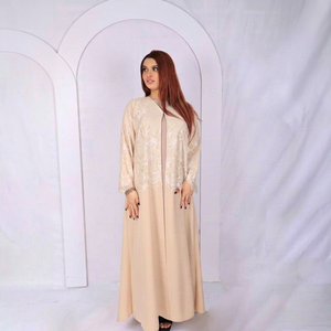 Abaya haut de gamme personnalisée, respirante et légère pour femmes des Émirats Arabes Unis – Vêtement original et unique en gros - Product Image 1