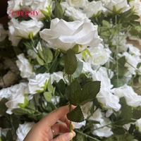 DC025 Fabrik Großhandel Weiße Seiden-Einzelstielrosen Künstliche Blumen für Weihnachten Hochzeitsempfang Blumenarrangement