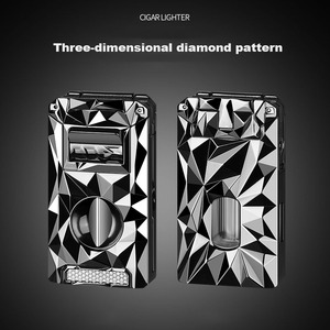 Encendedor de cigarros de tres fuegos de alta calidad, encendedor de antorcha en forma de diamante tridimensional multifuncional, encendedor de regalo inflable - Product Image 4
