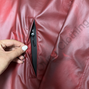 Giacca a vento reattiva con Zip di Design personalizzato Ouna giacca da esterno impermeabile per cambio temperatura dell'acqua da uomo - Product Image 3