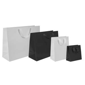 Sacs en papier de luxe noir mat pour le commerce de détail, sacs de shopping en carton avec poignée en ruban, logo personnalisé OEM, vente en gros - Product Image 6