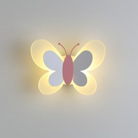 Applique murale rose 3D LED de dessin animé nordique moderne Butter Fly pour décoration intérieure