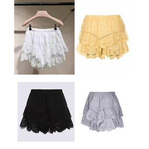 Conjunto de Dos Piezas Holgado y Sexy Estilo Francés, Nueva Colección Primavera-Verano 2026 |   Blusa con Cuello Redondo y Mangas Abullonadas de Encaje + Culottes con Volantes (100% Poliéster) - Product Image 5