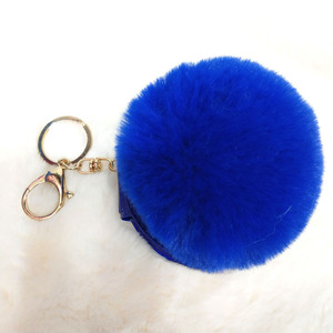 Miroir de maquillage double face pliable portable <span class=keywords><strong>en</strong></span> gros, avec <span class=keywords><strong>pompon</strong></span> <span class=keywords><strong>en</strong></span> <span class=keywords><strong>fourrure</strong></span>, à suspendre au sac à main ou comme porte-clés - Product Image 4