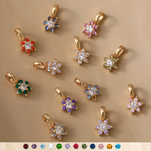 Pendentifs de pierres de naissance florales |   Charmes en acier inoxydable plaqué or 18 carats avec zircone cubique pour la fabrication de bracelets, colliers et autres bijoux DIY - Product Image 3