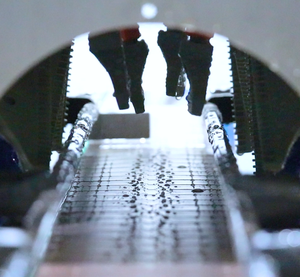 Lavatrice ad alta efficienza per la pulizia di bottiglie/barattoli dopo la linea di riempimento e sigillatura - Product Image 4