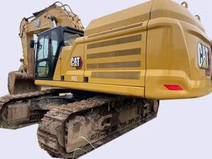 Offre Spéciale : Excavatrice sur Chenilles Caterpillar 349GC d'Occasion, Modèle 2023, Moteur Cummins, Pompe Hydraulique Certifiée, Utilisation Rapportée - Product Image 2