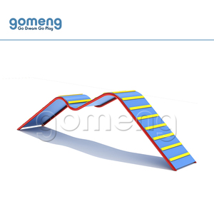 Rampa para caminar al aire libre para perros, equipo de entrenamiento de agilidad para perro, parque exterior, equipo de espectáculo de perros personalizado, parque de juegos para cachorros, china - Product Image 1