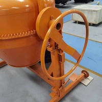 Machine à béton mobile certifiée CE, moteur 3 kW, pour l'entretien routier, haute efficacité, résistante à l'usure, faible bruit, usage domestique