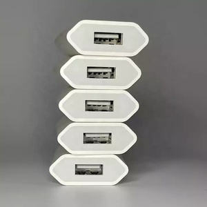 Nhà Máy Giá <span class=keywords><strong>USB</strong></span> <span class=keywords><strong>Adapter</strong></span> 5V 1A chúng tôi EU cắm tường 5W <span class=keywords><strong>USB</strong></span> sạc cho <span class=keywords><strong>iPhone</strong></span> <span class=keywords><strong>6</strong></span> XS XR 8 7 6S cộng với 11 12 13 14 sạc - Product Image 5