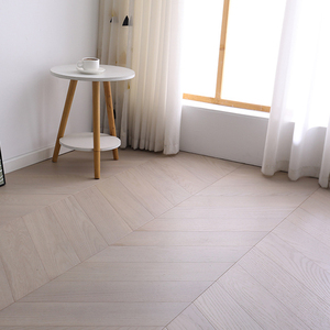Parquet de Fresno Manchuriano Multicapa con Sistema de Click, Grado CE ABCD, 15mm 16mm 14mm, Diseñado para Proyectos Arquitectónicos - Product Image 1