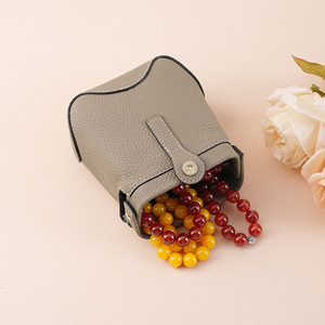 Sac à rouge à lèvres en cuir véritable personnalisé de haute qualité, <span class=keywords><strong>mini</strong></span> sac de voyage portable pour maquillage, petit sac de rangement pour bijoux en cuir pleine fleur - Product Image 6