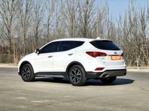 Hyundai Santa Fe 2017 2.0T Automático 2WD de Uso Familiar, Autos Usados Baratos en Venta, 7 Asientos, Volante a la Izquierda, Interior Oscuro, Auto Familiar Seguro <span class=keywords><strong>y</strong></span> en Buen Estado - Product Image 3