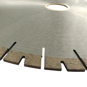 Disco de corte de diamante silencioso Arix <span class=keywords><strong>U</strong></span> JDK de 14-18 pulgadas para cuarcita, cuarzo y granito, herramientas de afilado OEM para sierra de puente - Product Image 4