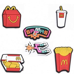 Breloques populaires en caoutchouc écologique pour chaussures, motifs Frites, Poulet frit, Fête, Noël, McDonald's, cadeaux pour enfants, décoration de sabots, DIY - Product Image 1