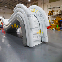 Glissière gonflable flottante personnalisée de qualité commerciale pour bateaux de luxe et événements de sports nautiques marins
