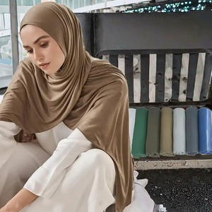 Hijab en jersey extensible uni, respirant, personnalisé, léger, polyvalent, toutes saisons, foulard, couvre-chef - Product Image 3