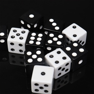 Dés en acrylique en gros D6 à six faces carrés à coins droits 16 mm <span class=keywords><strong>Noir</strong></span> et blanc Toutes les autres couleurs Pantone peuvent être personnalisées pour les jeux - Product Image 6