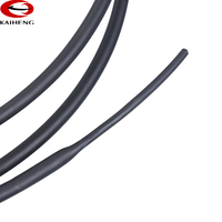 Tube thermorétractable isolant ignifuge haute performance résistant au diesel en élastomère