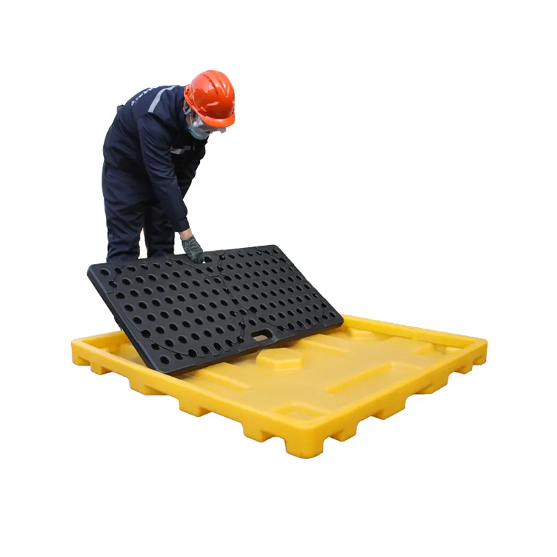 Spill Insluiting Pallet 4 Drum Hot Sale 1300X1300X100Mm 80l Chemische Lekkage Controle Pallet Veilig En Duurzaamheid