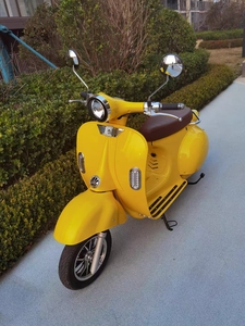 มอเตอร์ไซค์เรโทร 60V 72V 1500W สกู๊ตเตอร์ทรงพลัง สไตล์อิตาลี - Product Image 4