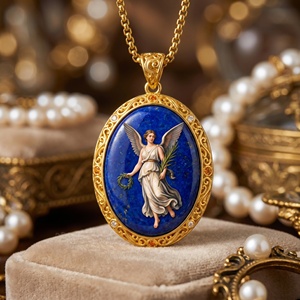 Pendentif Déesse <span class=keywords><strong>de</strong></span> la Victoire <span class=keywords><strong>de</strong></span> la Mythologie Grecque Peint à la Main, Symbole du <span class=keywords><strong>Triomphe</strong></span>, Icône, Amulette, Bijoux Personnalisés en Pierres Précieuses, Vente en Gros - Product Image 1