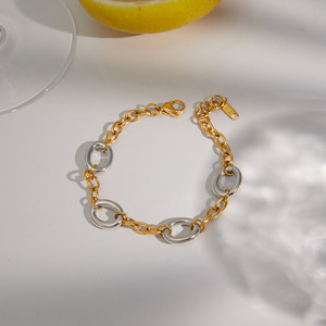 Pulsera de Cadena O de Dos Tonos, Oro de 18K y Acero Inoxidable, 17.52 cm, Diseño Geométrico para Uso Diario de Mujer - Product Image 4