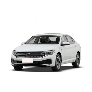 High Quality Used for <b>VW</b> Sagitar 4 Door Sedan 5 Seater Leather Interior Dark Automatic Gearbox Turbo Petrol R17 Fabric Seats - Product Image 1