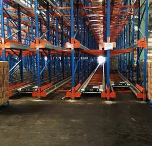 Le rayonnage à navette pour palettes est un système de stockage et de récupération en allées profondes qui <span class=keywords><strong>vous</strong></span> aide à optimiser la capacité de stockage. - Product Image 4