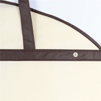 Housse de vêtement non tissée avec fermeture éclair, portable, écologique, pliable, construction durable, grande capacité pour costumes, rangement et voyage