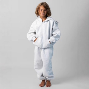 Ensemble de survêtement décontracté pour enfants avec logo personnalisé, sweat à capuche zippé et pantalon de survêtement en molleton doux respirant en polyester/coton - Product Image 3
