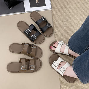 Zapatos de playa de suela blanda, versátiles y a la moda, para usar con pantuflas planas informales para mujer. - Product Image 2