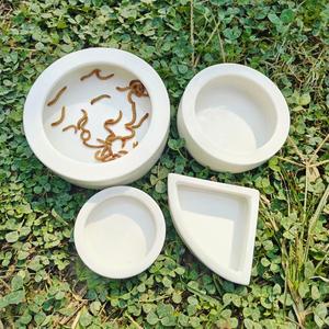 Abri/Caverne en céramique pour reptiles, bol rond durable pour nourriture et eau, empêche <span class=keywords><strong>les</strong></span> vers de farine de s'échapper, toutes saisons - Product Image 6