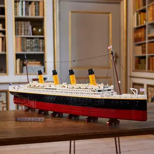سلسلة أفلام طوب بناء سفينة تيتانيك ، طوب لعبة تعليمية ، قارب متوافق مع Legos 10295 ، 99023