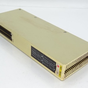 新しいオリジナルの既製品 C500-OD213 倉庫産業オートメーション PLC プログラミング コントローラー - Product Image 1