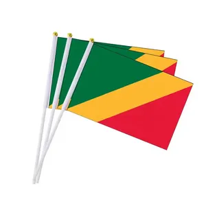Huiyi barato Logotipo de impresión personalizado República del Congo pequeña mano onda bandera poliéster fiesta electoral Mini mano bandera con poste