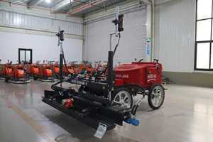Máquina Niveladora de Hormigón con Bomba de Concreto, Cuatro Ruedas, Motor GX200 de Alta Eficiencia, Tanque de Combustible de 20L, Arranque Eléctrico - Product Image 3