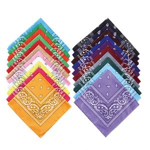 Bandana carrée en coton et polyester X102 de haute qualité, réutilisable, vierge, pour sublimation, personnalisable pour hommes et femmes, idéale pour les sports de plein air - Product Image 1
