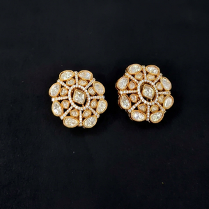 Boucles d'oreilles clous Kundan fleur 12785 en moissanite jaune avec coupe poire, bijoux de fête vintage pour femme, sertissage griffe en laiton - Product Image 1