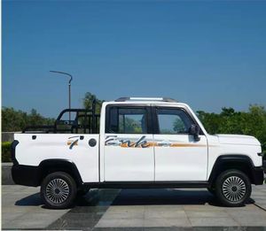 Mini Camioneta Eléctrica para Familias, 4 Asientos, Batería de Litio, Motor Único, Tracción Trasera, Asientos de Cuero, Cámara Trasera, Luces LED, Pantalla Táctil - Product Image 4