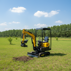 Miniexcavadora HIGHTOP HT10CZ Avanzada Equipada con Motor de 7Kw - Certificación CE y EPA, Durabilidad - Product Image 1