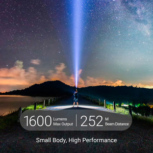 USB перезаряжаемый P8 <span class=keywords><strong>SWAT</strong></span> Тактический фонарик 1600 люмен светодиодный корпус из алюминиевого сплава IP68 Водонепроницаемый 18650 аккумулятор с регулируемой яркостью 10 лет - Product Image 3